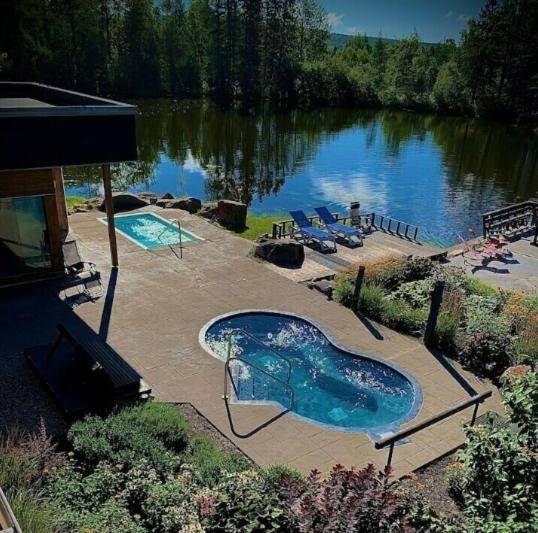 Versant Mont-Sainte-Anne Экстерьер фото